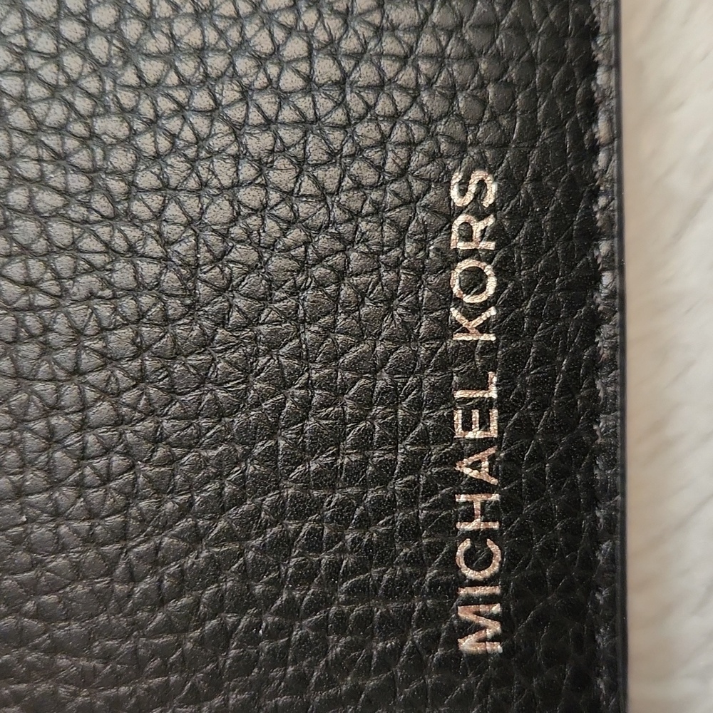 Michael Kors Black Textured Leather Bi-Fold Wallet - Picture 4 of 13